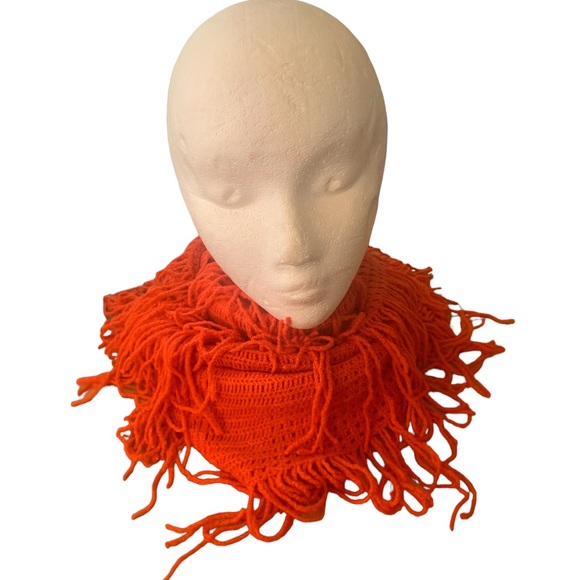 Warm Knit Infinity Scarf Red, Fringed Circle Style Red Fringed NWT - Picture 1 of 5